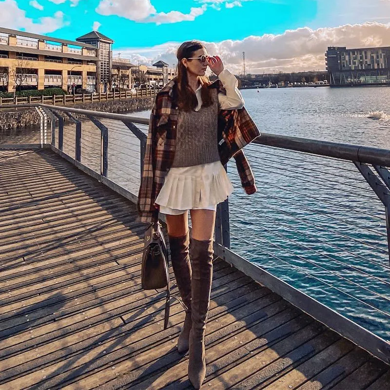 Plaid Women's Long Sleeve Shirt Check Loose Single Breasted Pocket Female Top 2021 Spring Fashion Retro Casual Ladies Chemise
Plaid Women's Long Sleeve Shirt Check Loose Single Breasted Pocket Female Top 2021 Spring Fashion Retro Casual Ladies Chemise