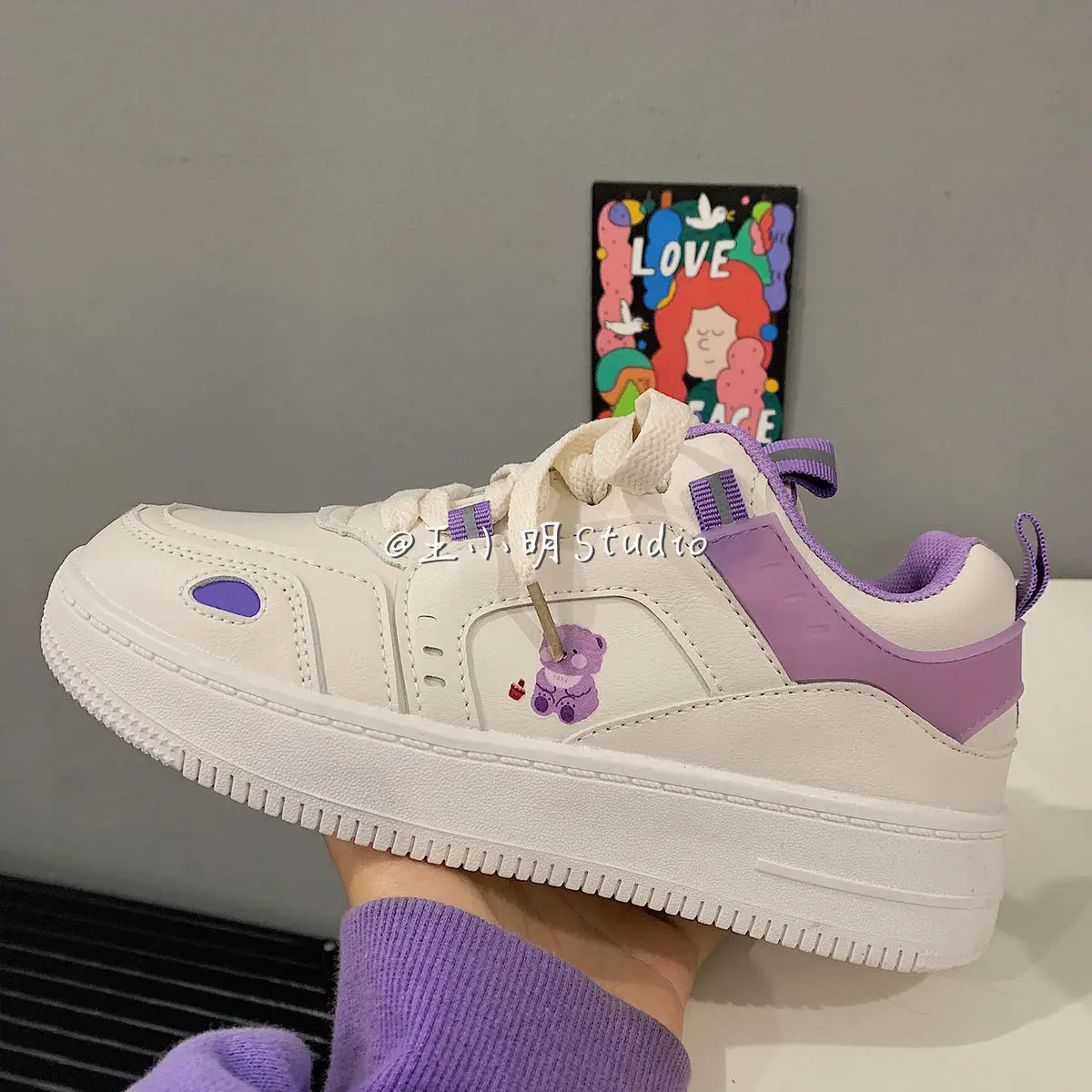 Internet Celebrity Ins White Shoes Female 2021 Student New Board Shoes Platform Shoes Sneakers Women shoes for women sneakers
Internet Celebrity Ins White Shoes Female 2021 Student New Board Shoes Platform Shoes Sneakers Women shoes for women sneakers
