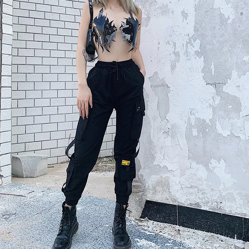 Streetwear Women Black Cargo Pants Harajuku Letter Patchwork Big Pockets Korean Pants Casual Elastics Trousers Pantalones Mujer
Streetwear Women Black Cargo Pants Harajuku Letter Patchwork Big Pockets Korean Pants Casual Elastics Trousers Pantalones Mujer