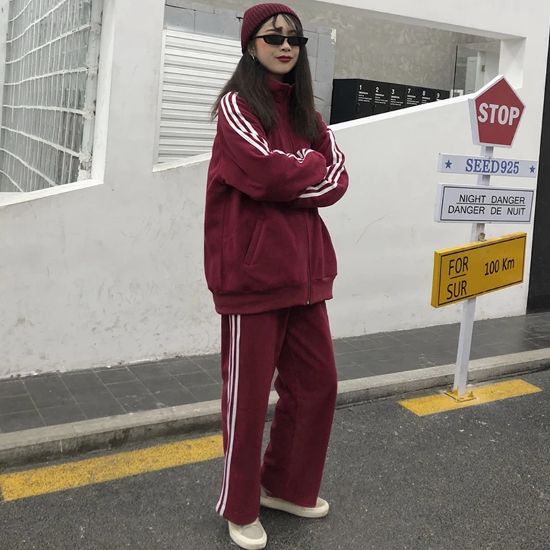 Для женщин, милый костюм для девочки комплект детской одежды, тренировочный костюм в консервативном стиле; Однотонные, на молнии, с карманам...
Для женщин, милый костюм для девочки комплект детской одежды, тренировочный костюм в консервативном стиле; Однотонные, на молнии, с карманам...