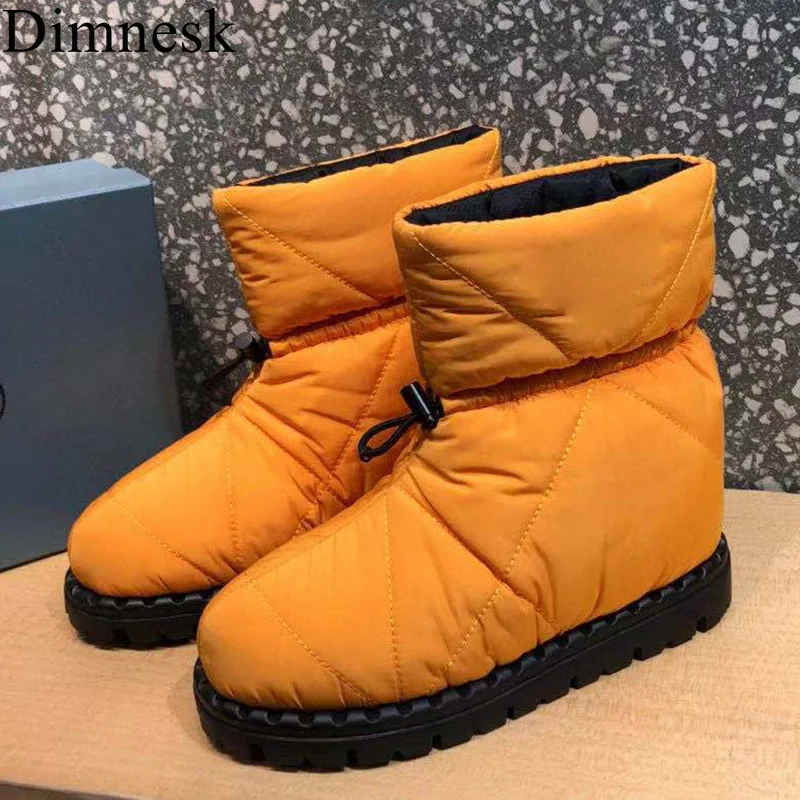 Flat Platform Down Snow Boots Women Thick Sole Sewing Elastic Band Ankle Botas Short Boots Warm Comfort Winter Shoes 2021 Unisex
Flat Platform Down Snow Boots Women Thick Sole Sewing Elastic Band Ankle Botas Short Boots Warm Comfort Winter Shoes 2021 Unisex