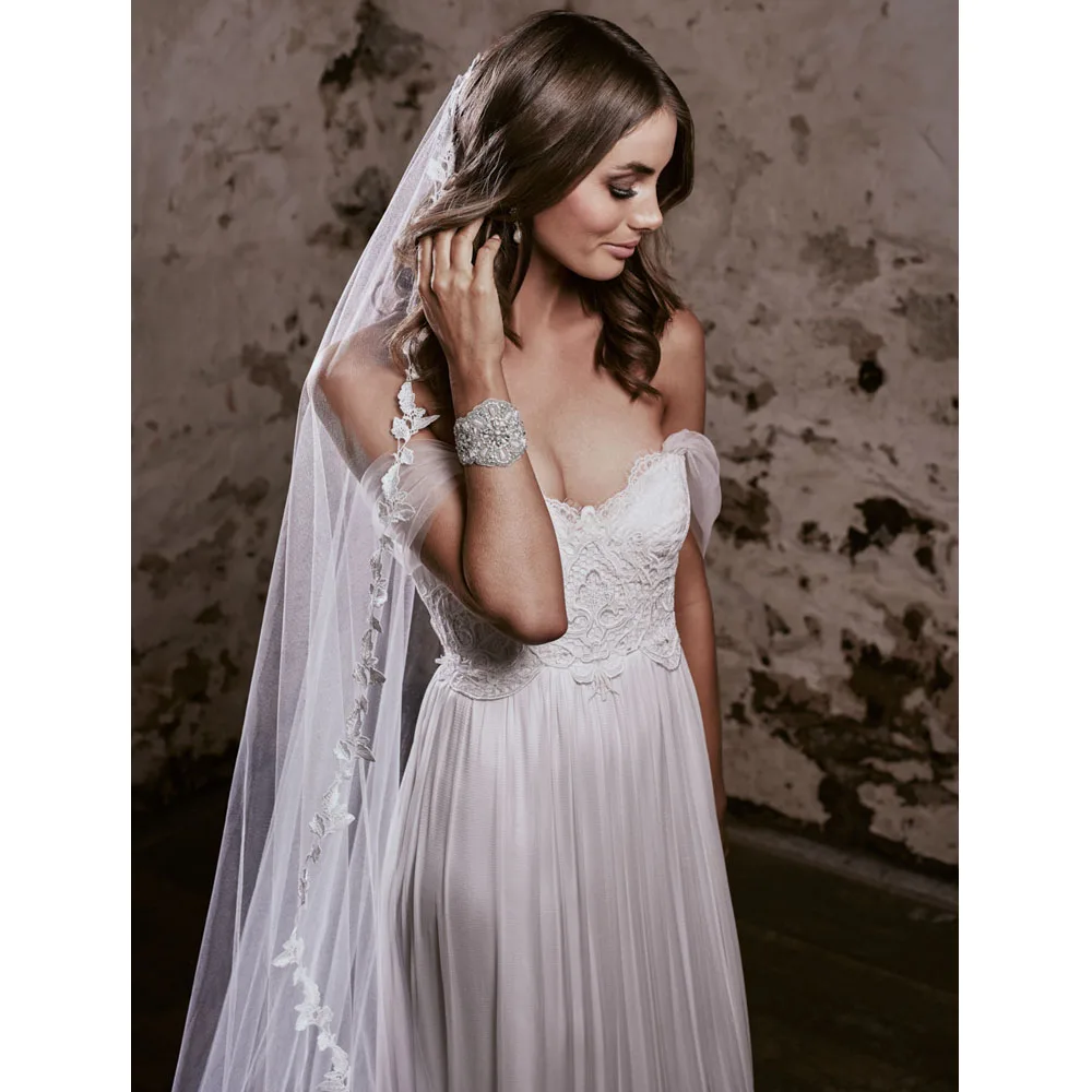 Длинная свадебная вуаль 2021, кружевные аксессуары для свадьбы 
Длинная свадебная вуаль 2021, кружевные аксессуары для свадьбы