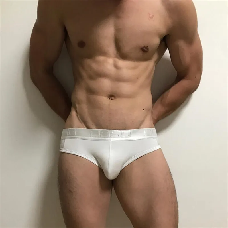Sexy Men Sports Underwear Boxer Shorts Training Underpants Bodysuit Male Panties Breathbale Shorts Swim Briefs Beach Wear Surf
Sexy Men Sports Underwear Boxer Shorts Training Underpants Bodysuit Male Panties Breathbale Shorts Swim Briefs Beach Wear Surf