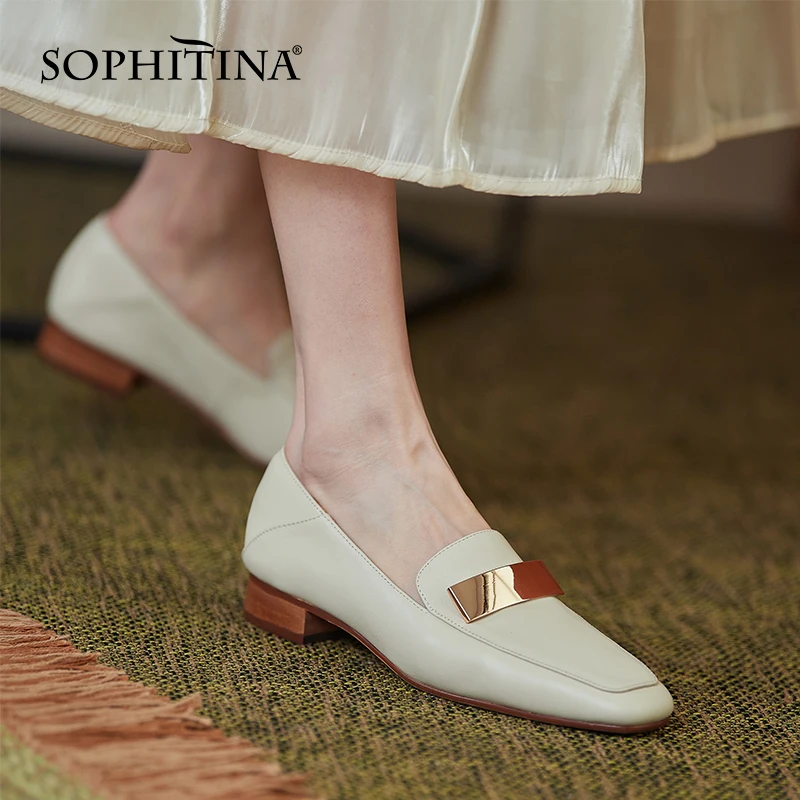SOPHITINA Loafer Shoes Female Daily Genuine Leather Soft Handmade Metal Decoration Fashion Shoes Spring New Women's Flats AO404
SOPHITINA Loafer Shoes Female Daily Genuine Leather Soft Handmade Metal Decoration Fashion Shoes Spring New Women's Flats AO404