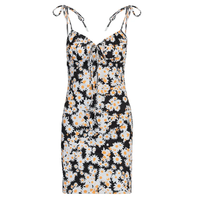European and American fashion sexy floral suspender dress 2021 spring and autumn new print lace up loose dress
European and American fashion sexy floral suspender dress 2021 spring and autumn new print lace up loose dress
