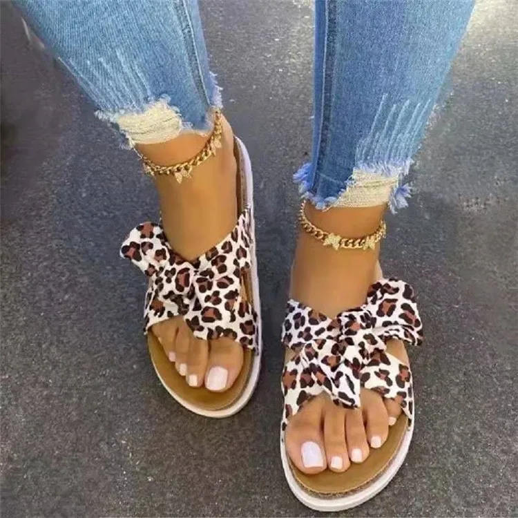 Big Size Butterfly-Knot Multicolored Sandals Low Flat Shoes Female Ladies' Slippers Summer Clogs Woman Pantofle Beach Leopard
Big Size Butterfly-Knot Multicolored Sandals Low Flat Shoes Female Ladies' Slippers Summer Clogs Woman Pantofle Beach Leopard