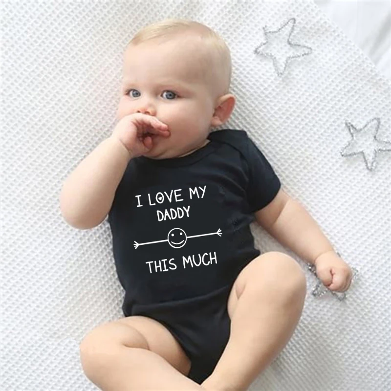 I Love My Daddy This Much Baby Rompers Cotton Infant Body Short Sleeve Clothing Baby Jumpsuit Daddy Printed Baby Boy Girl Clothe
I Love My Daddy This Much Baby Rompers Cotton Infant Body Short Sleeve Clothing Baby Jumpsuit Daddy Printed Baby Boy Girl Clothe