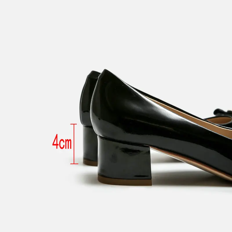 Fashion Party Office Shoes Woman Vintage Women's Shoes Metal Decoration high Heels Spring Newest Party Basic Female Pumps
Fashion Party Office Shoes Woman Vintage Women's Shoes Metal Decoration high Heels Spring Newest Party Basic Female Pumps