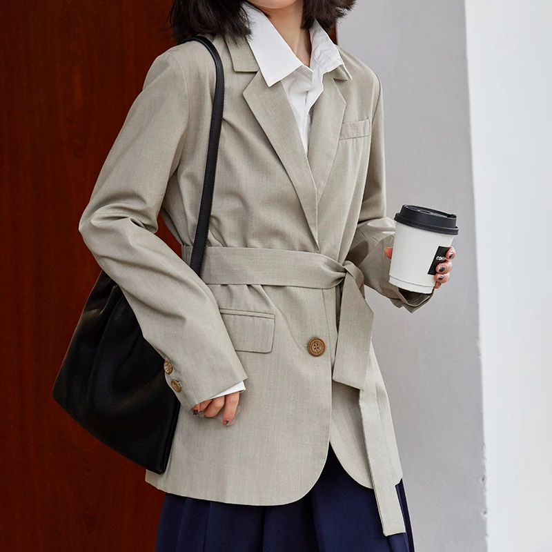 2021 Office Loose Autumn Womens Simple Style Blazer Female Oversized Single Breasted Suit Jacket Full Sleeve Outwear
2021 Office Loose Autumn Womens Simple Style Blazer Female Oversized Single Breasted Suit Jacket Full Sleeve Outwear
