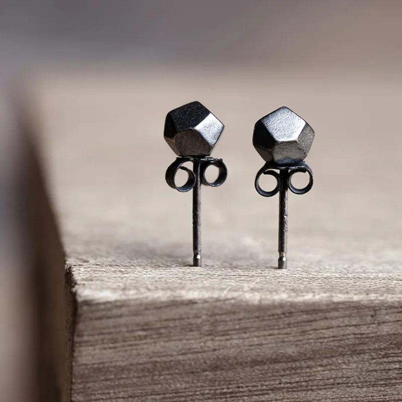 925 Sterling Silver Geometry Stud Earrings Women Punk Earrings Vintage Party Wedding Jewelry Gifts for Girls Women Jewelry
925 Sterling Silver Geometry Stud Earrings Women Punk Earrings Vintage Party Wedding Jewelry Gifts for Girls Women Jewelry