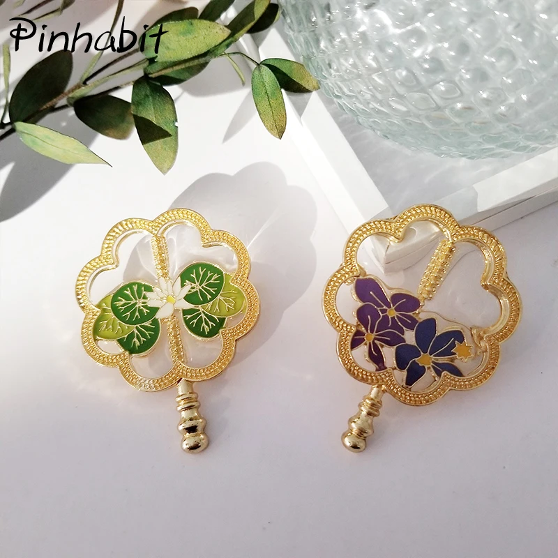 Petal Shape Silk Fan Brooch Water Enamel Scarf Bag Clothes Lapel Pin Classic Elegant Flower Jewelry Gift For Wife Girl Friends
Petal Shape Silk Fan Brooch Water Enamel Scarf Bag Clothes Lapel Pin Classic Elegant Flower Jewelry Gift For Wife Girl Friends