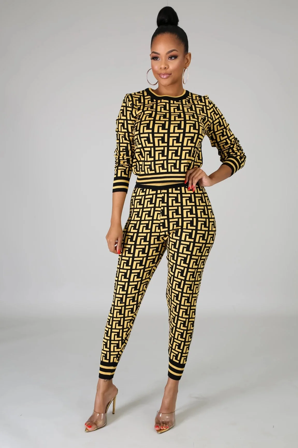 Letter Print Women Two Piece Set Autumn Fashion Round Neck Long Sleeve 2 Pieces Top And Pants Outfits Casual Streetwear
Letter Print Women Two Piece Set Autumn Fashion Round Neck Long Sleeve 2 Pieces Top And Pants Outfits Casual Streetwear
