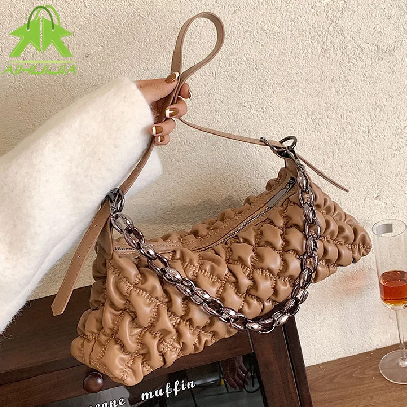 Fashion Women's Shoulder Underarm Bag Pu Leather Lingge Pattern Women's Straddle Small Bag Brand Designer Girl's Purse Handbag
Fashion Women's Shoulder Underarm Bag Pu Leather Lingge Pattern Women's Straddle Small Bag Brand Designer Girl's Purse Handbag