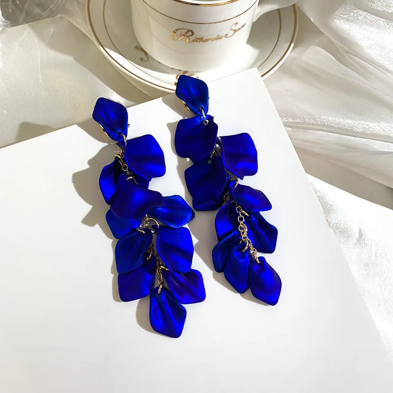 2021 New Flower Bohemia Boho Earrings Women Fashion Long Hanging Earrings Crystal Female Wedding Earings Party Jewelry
2021 New Flower Bohemia Boho Earrings Women Fashion Long Hanging Earrings Crystal Female Wedding Earings Party Jewelry