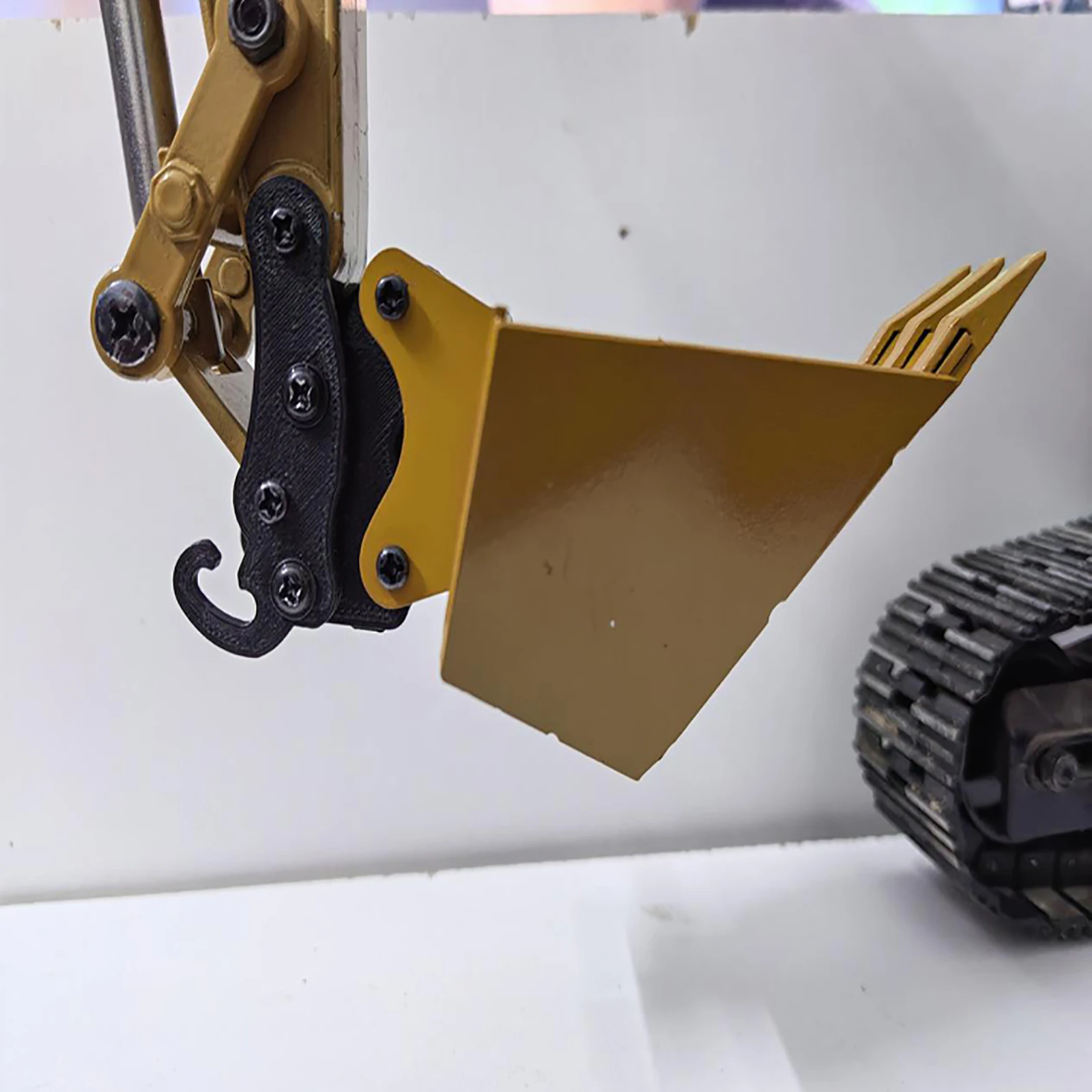 Модель экскаватора, металлический канальный ковш для серии Huina 580-594-593-592-550
Модель экскаватора, металлический канальный ковш для серии Huina 580-594-593-592-550