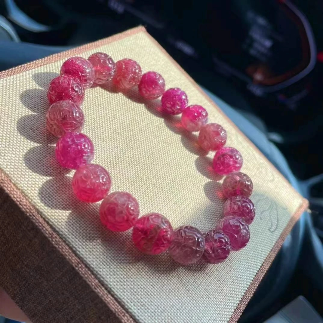 Genuine Natural Red Tourmaline Quartz Bracelet 10mm Clear Round Carved Beads Women Men Fashion Stone AAAAAA
Genuine Natural Red Tourmaline Quartz Bracelet 10mm Clear Round Carved Beads Women Men Fashion Stone AAAAAA