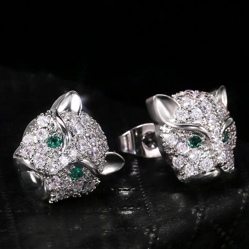 Huitan Delicate Leopard Head with Green Eyes Stud Earrings for Female Micro Paved with CZ Stone Classic Animal Earring Jewelry
Huitan Delicate Leopard Head with Green Eyes Stud Earrings for Female Micro Paved with CZ Stone Classic Animal Earring Jewelry