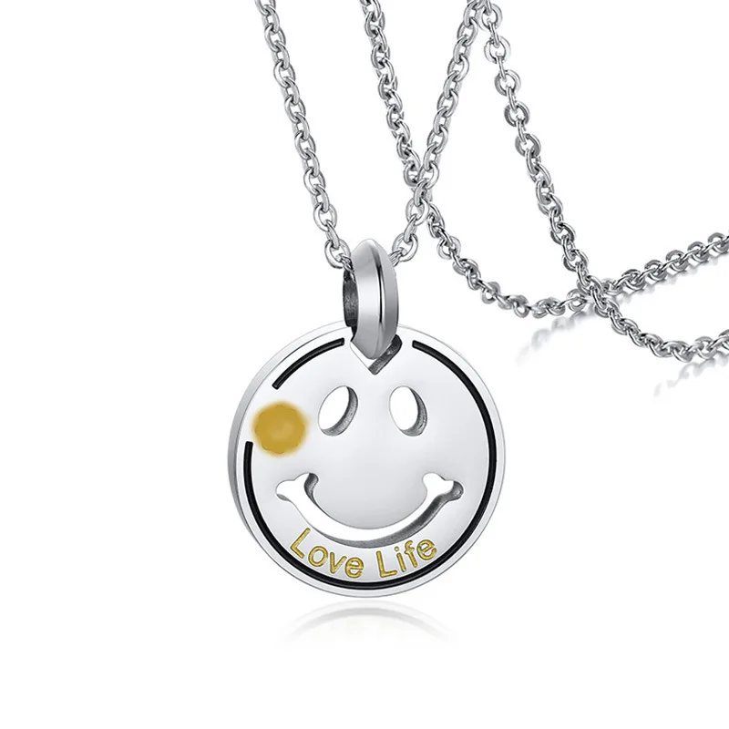 New Fashion Jewelry Korean Smiley Street Couple Double Face Expression Necklace for Women Kpop Necklace Pendant Party Jewelry
New Fashion Jewelry Korean Smiley Street Couple Double Face Expression Necklace for Women Kpop Necklace Pendant Party Jewelry