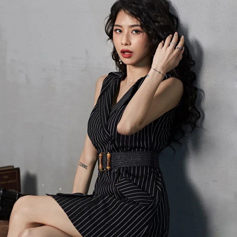 TVVOVVIN Sleeveless Lapel Dress 2021 Summer New Female Slim Fashion Double Breasted Striped Mini Pencil Dress VDKW
TVVOVVIN Sleeveless Lapel Dress 2021 Summer New Female Slim Fashion Double Breasted Striped Mini Pencil Dress VDKW