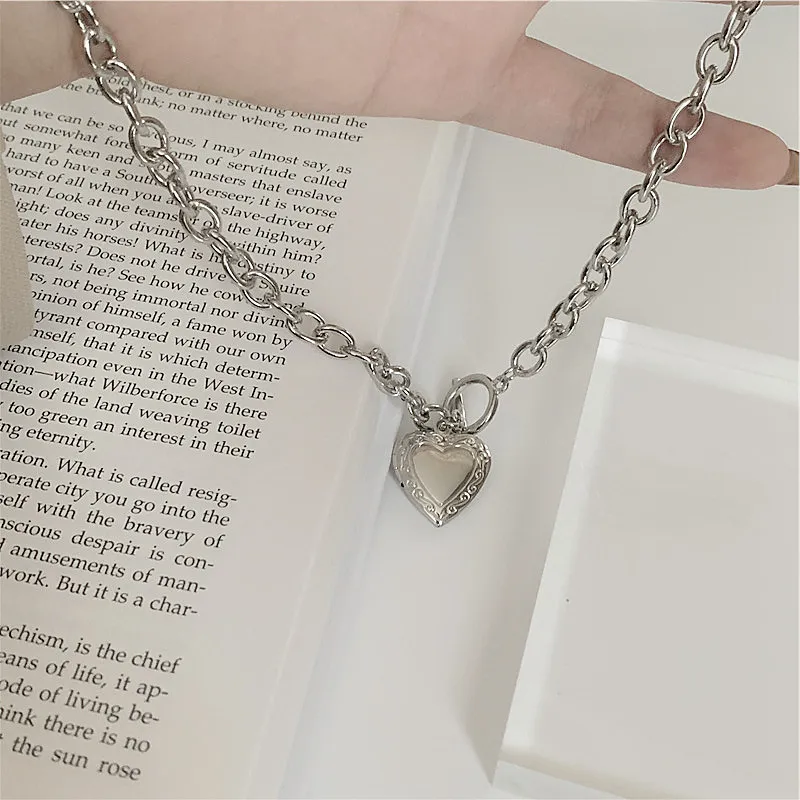 Romantic Opening Love Heart Pendant Sweater Necklaces Drop Shipping Women Chokers Necklaces 2020 New Party Gifts Charm Jewelry
Romantic Opening Love Heart Pendant Sweater Necklaces Drop Shipping Women Chokers Necklaces 2020 New Party Gifts Charm Jewelry