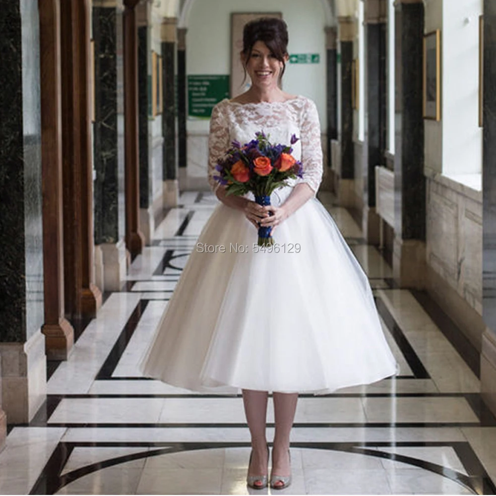 A-line Scoop Neck Tulle Vintage Wedding Dresses 2020 Short Vestido de Noiva Tea Length Lace Half Sleeves Bridal Gowns Buttons
A-line Scoop Neck Tulle Vintage Wedding Dresses 2020 Short Vestido de Noiva Tea Length Lace Half Sleeves Bridal Gowns Buttons