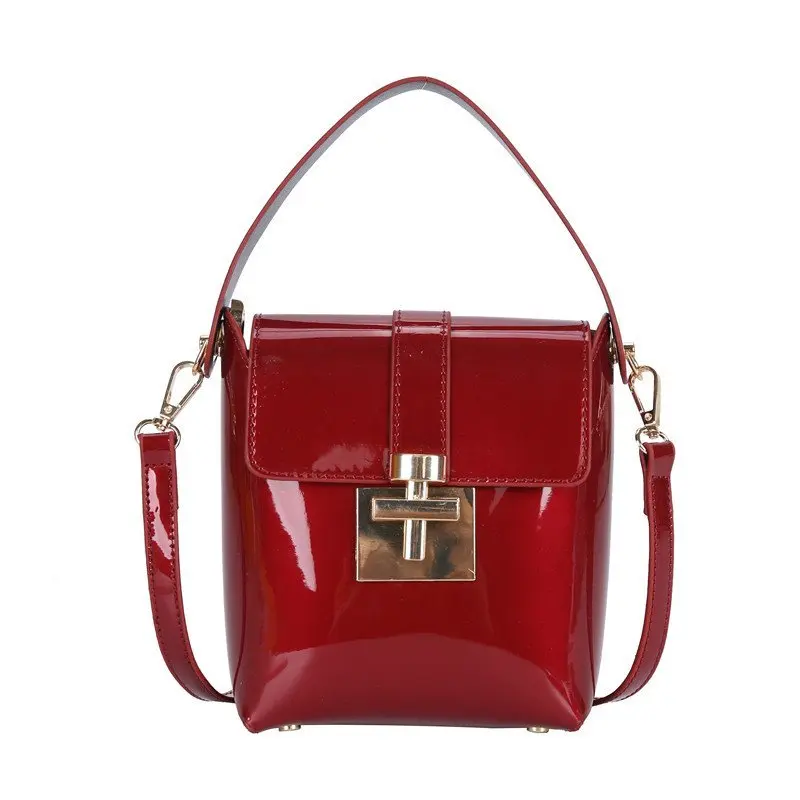 Женская сумка через плечо, роскошная дизайнерская сумочка, 2020
Женская сумка через плечо, роскошная дизайнерская сумочка, 2020