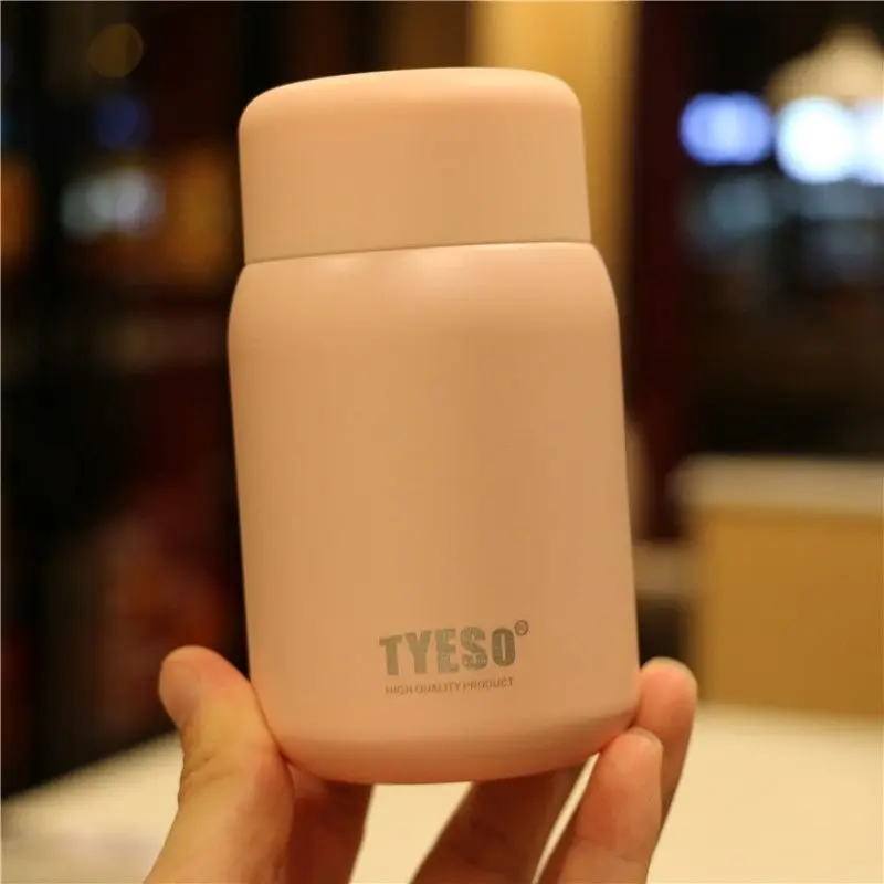 Korean version simple pure color stainless steel insulation cup for boys and girls lovers cup portable good-looking literature
Korean version simple pure color stainless steel insulation cup for boys and girls lovers cup portable good-looking literature