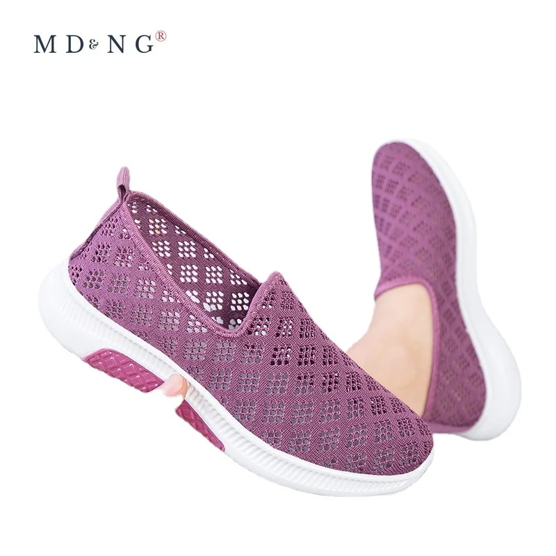 MDNG Summer New Cloth Shoes Female Flying Woven Mesh Surface Hollow Breathable Shallow Mouth Flat Shoes Leisure Pedal Sneakers
MDNG Summer New Cloth Shoes Female Flying Woven Mesh Surface Hollow Breathable Shallow Mouth Flat Shoes Leisure Pedal Sneakers