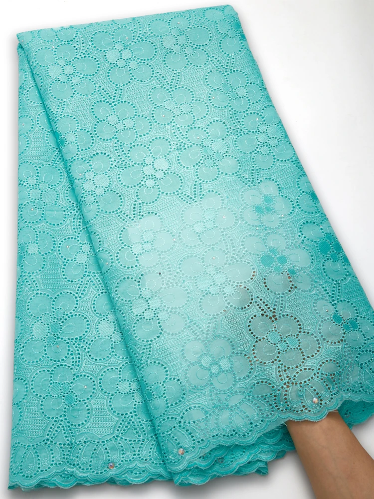 Latest African Swiss Voile Lace Fabric Soft Cotton Nigerian Lace Fabric Dubai Style With Rhinestones For Casual Dress Wear A2667
Latest African Swiss Voile Lace Fabric Soft Cotton Nigerian Lace Fabric Dubai Style With Rhinestones For Casual Dress Wear A2667