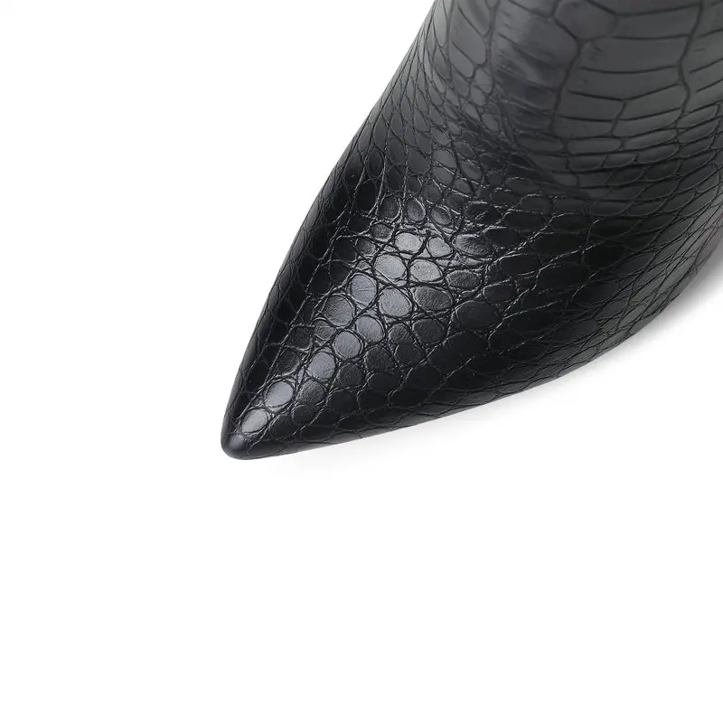 Women's Shoes
Women's Shoes