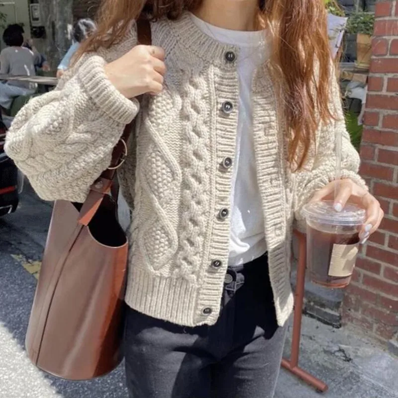 ZAWFL New 2021 Winter Spring Women's Sweaters Buttons Short Cardigans Knitted Vintage Oversized Korean Lady Tops
ZAWFL New 2021 Winter Spring Women's Sweaters Buttons Short Cardigans Knitted Vintage Oversized Korean Lady Tops