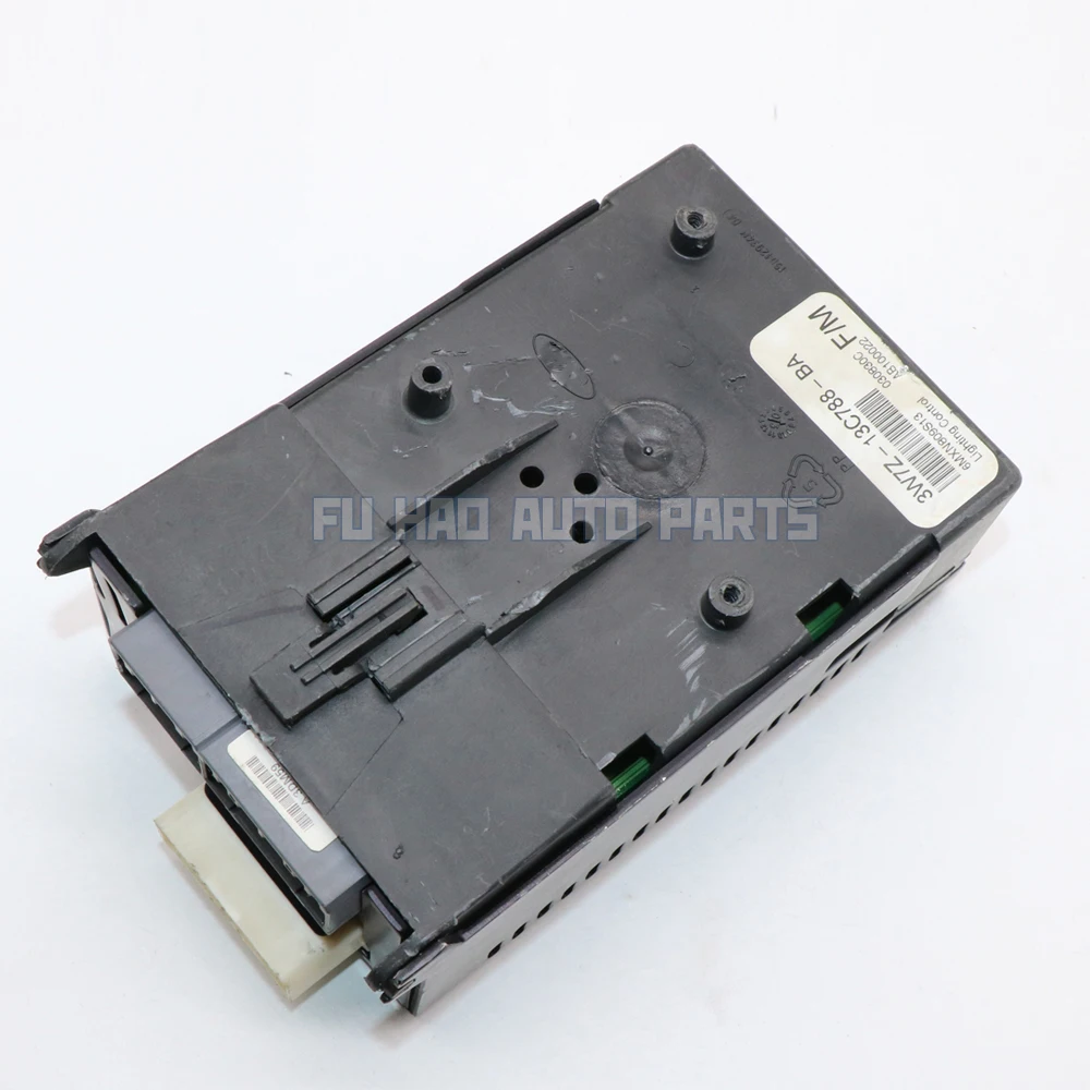 Used Genuine 3W7Z-13C788-BA Lighting Control Module for Ford Crown Victoria Mercury Marauder Cardone 3W7T13C788AH 3W7Z13C788AA
Used Genuine 3W7Z-13C788-BA Lighting Control Module for Ford Crown Victoria Mercury Marauder Cardone 3W7T13C788AH 3W7Z13C788AA