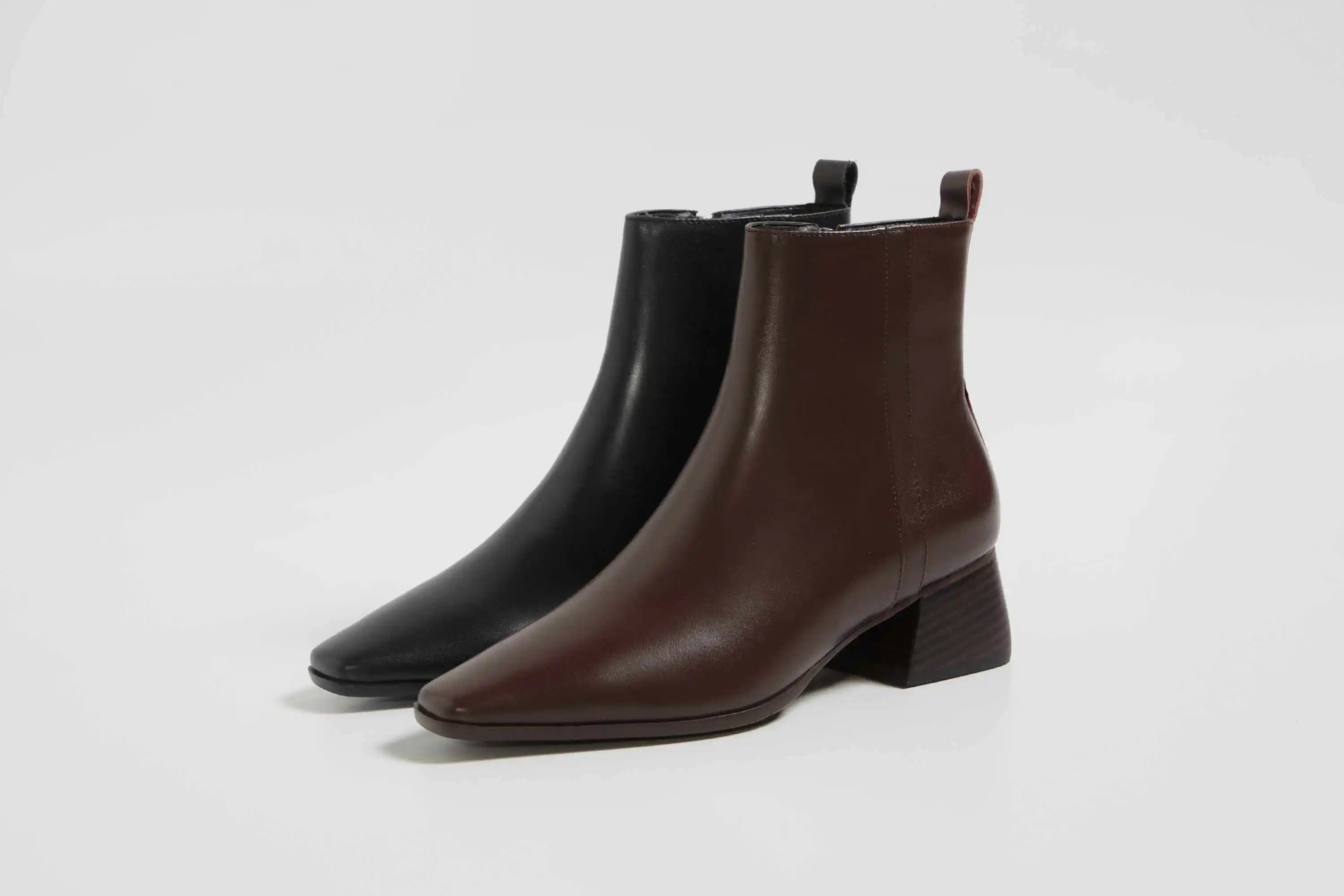 Lenkisen Chelsea boots genuine leather solid gorgeous small square toe thick med heel zipper office lady dating ankle boots L11
Lenkisen Chelsea boots genuine leather solid gorgeous small square toe thick med heel zipper office lady dating ankle boots L11