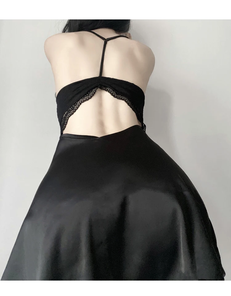 Large Size Sexy Lingerie Cutout Lace Silky Strap Pajamas Temptation Black Halloween Costumes for Women Sexy School Girl Costume 
Large Size Sexy Lingerie Cutout Lace Silky Strap Pajamas Temptation Black Halloween Costumes for Women Sexy School Girl Costume