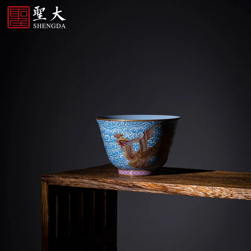 teacups hand-painted the azure glaze ceramic kung fu masters cup sample tea cup of jingdezhen tea service by hand
teacups hand-painted the azure glaze ceramic kung fu masters cup sample tea cup of jingdezhen tea service by hand