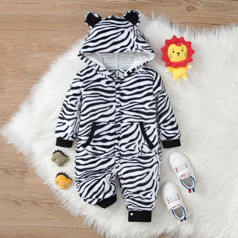 Winter Plush Long-sleeved Hooded Black and White Striped One-piece Crawling Suit Zebra Clothes 
Winter Plush Long-sleeved Hooded Black and White Striped One-piece Crawling Suit Zebra Clothes