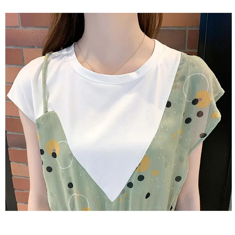 ICHOIX Green Floral Print Korean Chiffon Dress Women 2020 Winter Sweet Ladies Basic Fake Two Pieces Dresses
ICHOIX Green Floral Print Korean Chiffon Dress Women 2020 Winter Sweet Ladies Basic Fake Two Pieces Dresses