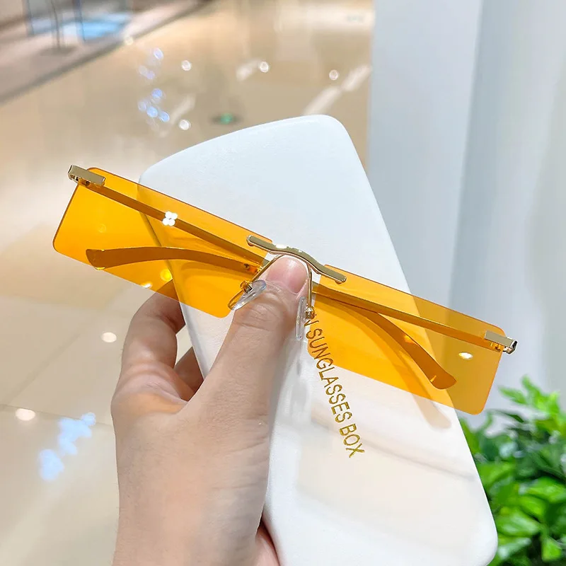Women Men Fashion Luxury Designer Square Sunglasses Vintage Metal Rimless Sun Glasse Male Female Classic Yellow Mirror Glasses
Women Men Fashion Luxury Designer Square Sunglasses Vintage Metal Rimless Sun Glasse Male Female Classic Yellow Mirror Glasses