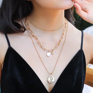 100pcs / lot hot selling in Europe fashion trend Street hip hop women Necklace Gold versatile dragon totem pendant neck chain
100pcs / lot hot selling in Europe fashion trend Street hip hop women Necklace Gold versatile dragon totem pendant neck chain