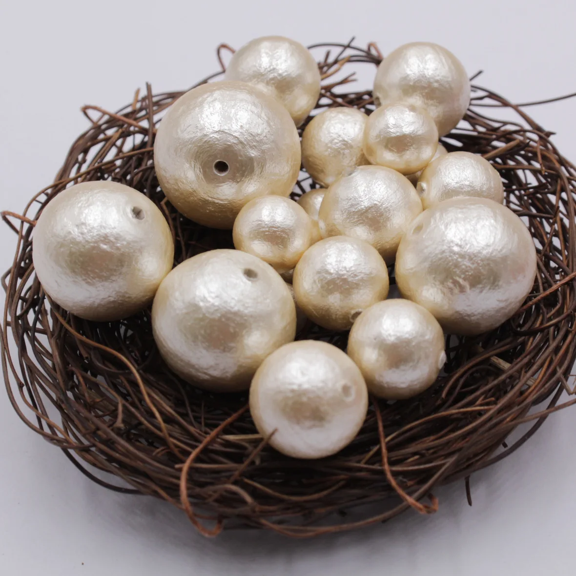 10PCS/ Lot Japanese Cotton Pearl Good Quality Directly Holes Cotton Pearl DIY jewelry Making Eearings Necklace
10PCS/ Lot Japanese Cotton Pearl Good Quality Directly Holes Cotton Pearl DIY jewelry Making Eearings Necklace