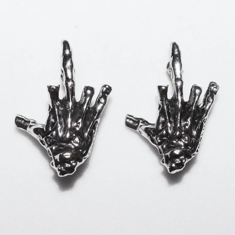 Vintage Silver Color Palm Skull Earrings Men's and Women's Earrings Punk Casual Cyclist Jewelry Gift
Vintage Silver Color Palm Skull Earrings Men's and Women's Earrings Punk Casual Cyclist Jewelry Gift