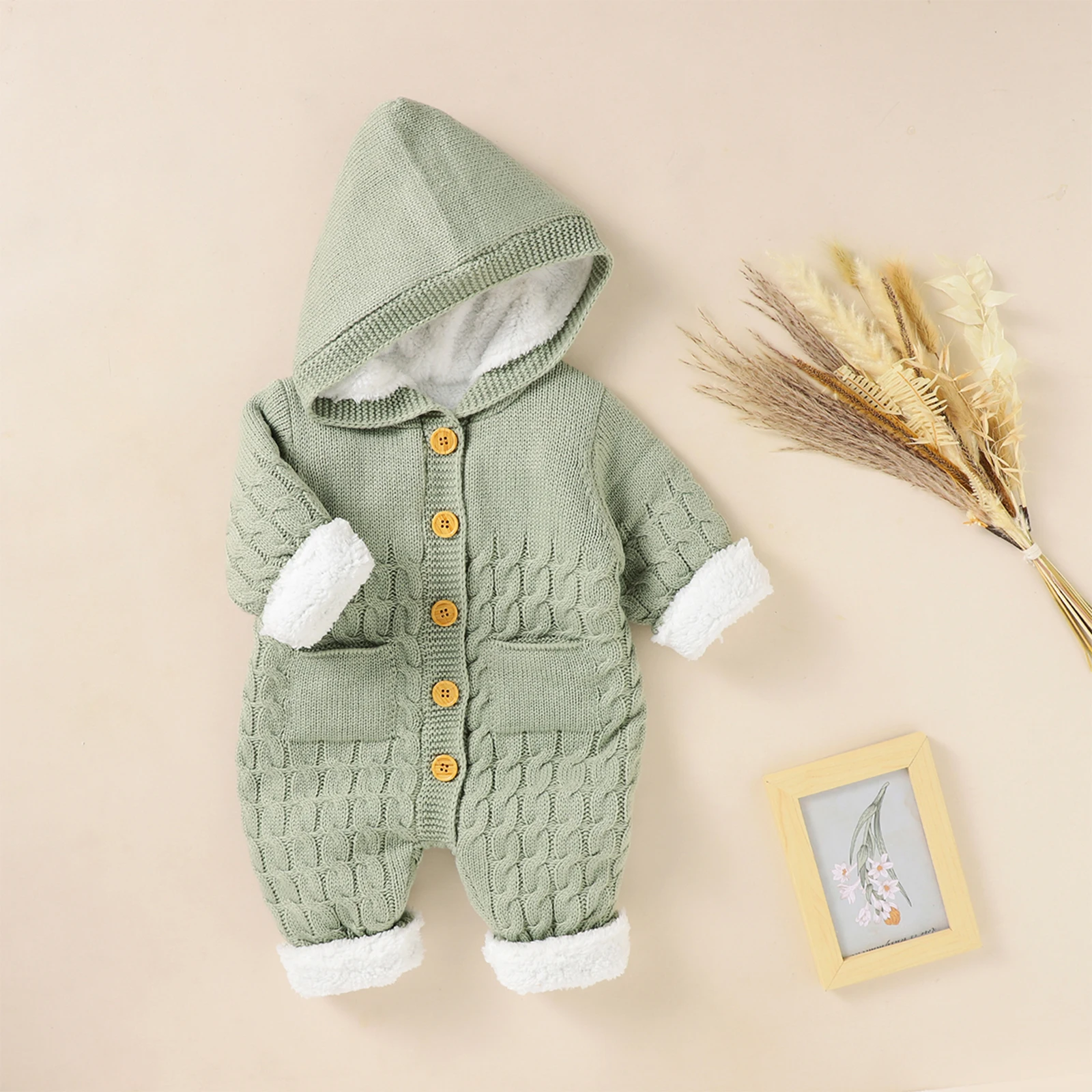 Baby Rompers Clothes Winter Warm Hooded Jumpsuit Solid Color Long Sleeve Knitted Bodysuits Toddler Girls Boys Cotton Costume
Baby Rompers Clothes Winter Warm Hooded Jumpsuit Solid Color Long Sleeve Knitted Bodysuits Toddler Girls Boys Cotton Costume