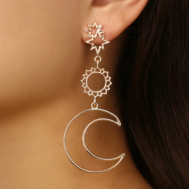 Summer Jewelry for Women Hollow Five-pointed Star Moon Alloy Asymmetric Sun Long Section Earrings 2021
Summer Jewelry for Women Hollow Five-pointed Star Moon Alloy Asymmetric Sun Long Section Earrings 2021
