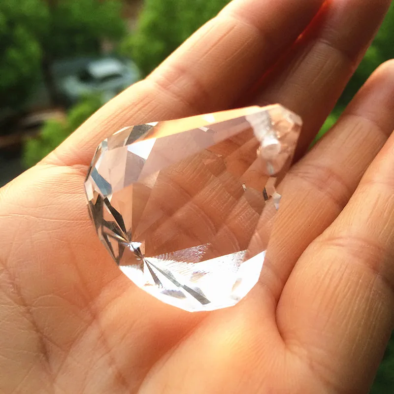 Top Quality 12pcs/lot Transparent Dia30*34mm K9 Crystal Diamond Shape Ball/ Crystal Curtain Pendant/ Crystal Chandelier Part 
Top Quality 12pcs/lot Transparent Dia30*34mm K9 Crystal Diamond Shape Ball/ Crystal Curtain Pendant/ Crystal Chandelier Part