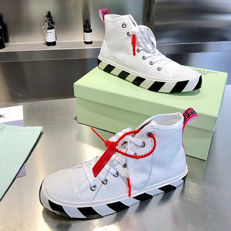 Fashion Mens Sneakers offe white Casual Shoes Flats high top Canvas shoes black top quality men Espadrille Skateboarding Shoes
Fashion Mens Sneakers offe white Casual Shoes Flats high top Canvas shoes black top quality men Espadrille Skateboarding Shoes