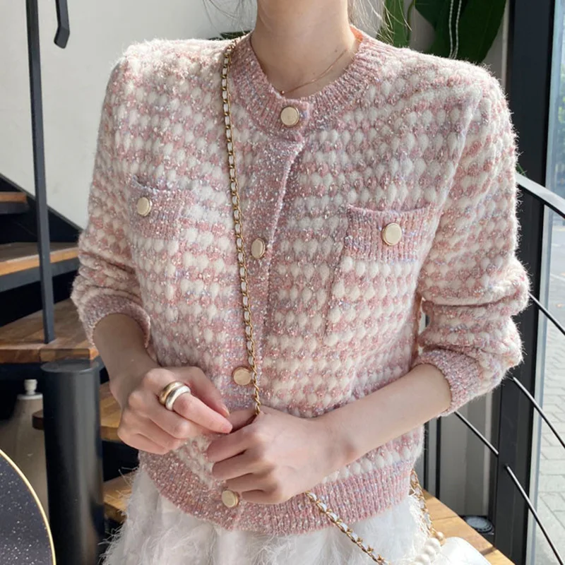 Korean Bright Silk Knitted Cardigan Women Elegant Slim Long Sleeve Sweater Jacket Female Vintage Casual Crew Neck Knitwear Tops
Korean Bright Silk Knitted Cardigan Women Elegant Slim Long Sleeve Sweater Jacket Female Vintage Casual Crew Neck Knitwear Tops