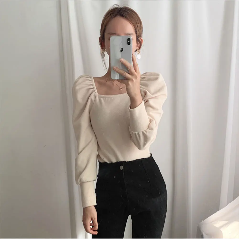VICONE chic autumn show thin bubble long-sleeved square collar knitted coat render unlined upper garme Solid Slim Knitted Tops
VICONE chic autumn show thin bubble long-sleeved square collar knitted coat render unlined upper garme Solid Slim Knitted Tops