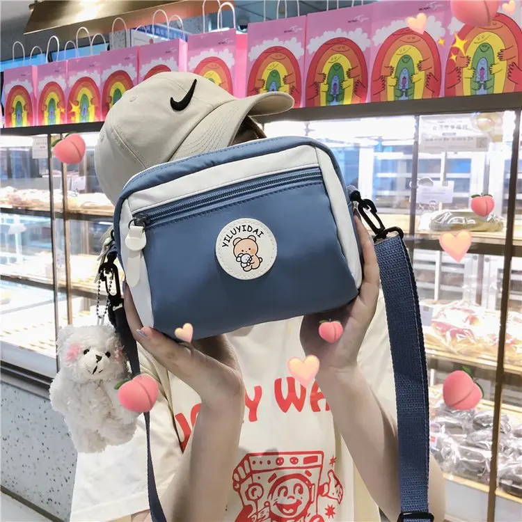 2021 new ladies Korean Small clutch bag Women large capacity casual shoulder bag Girl mobile phone bag
2021 new ladies Korean Small clutch bag Women large capacity casual shoulder bag Girl mobile phone bag