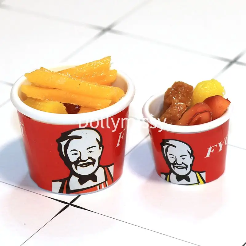 2pcs Dollhouse Miniature Bucket Fast Pretend food Chips for blyth Barbies Bjd 1/6 Doll Accessories for dolls
2pcs Dollhouse Miniature Bucket Fast Pretend food Chips for blyth Barbies Bjd 1/6 Doll Accessories for dolls