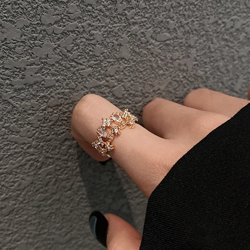 Luxury High Quality 14k Real Gold Crown Hollow Out Rings for Women Jewelry Adjustable Open Design Micro Inlay AAA Zirconia Gift
Luxury High Quality 14k Real Gold Crown Hollow Out Rings for Women Jewelry Adjustable Open Design Micro Inlay AAA Zirconia Gift